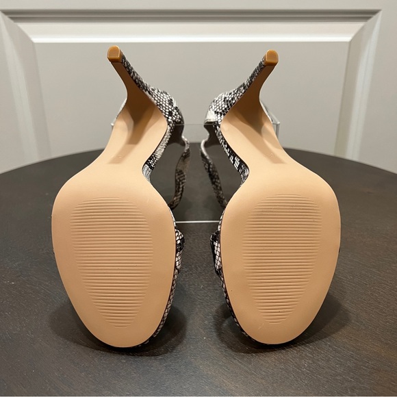 Steve Madden “Born” - Picture 8 of 11